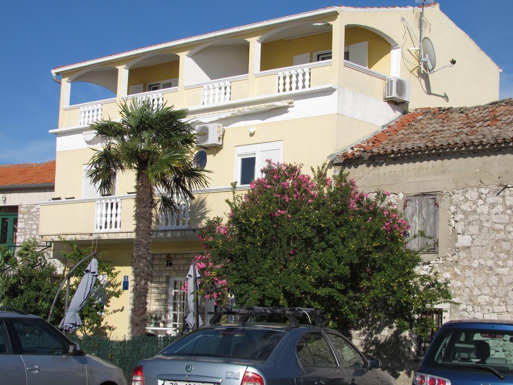 Apartments Renjak Sukošan Exterior foto